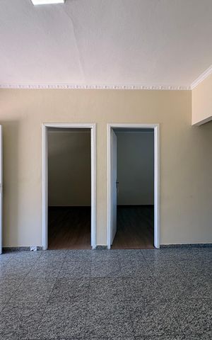 Casa para alugar com 150m², 2 quartos e 2 vagas Casa para alugar com 150m², 2 quartos e 2 vagasSala