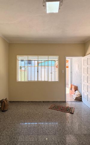 Casa para alugar com 150m², 2 quartos e 2 vagas Casa para alugar com 150m², 2 quartos e 2 vagasSala