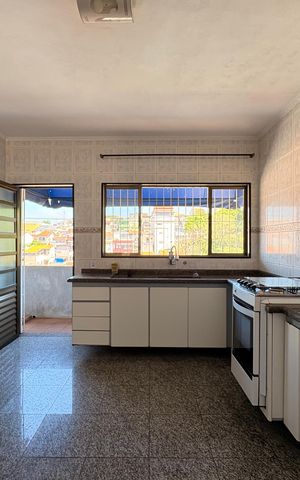 Casa para alugar com 150m², 2 quartos e 2 vagas Casa para alugar com 150m², 2 quartos e 2 vagasCozinha