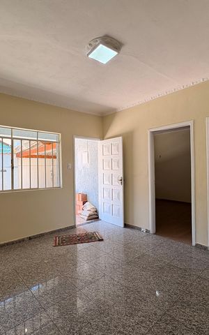 Casa para alugar com 150m², 2 quartos e 2 vagas Casa para alugar com 150m², 2 quartos e 2 vagasSala
