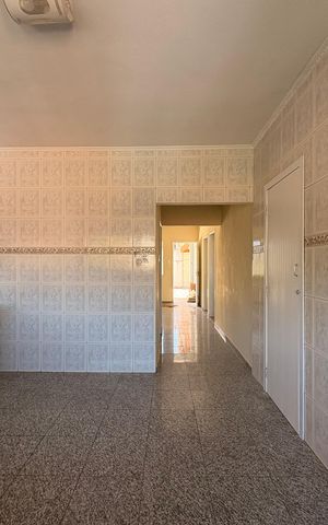 Casa para alugar com 150m², 2 quartos e 2 vagas Casa para alugar com 150m², 2 quartos e 2 vagasCozinha