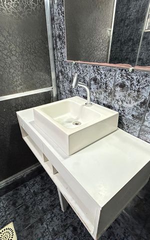 Apartamento para alugar com 66m², 2 quartos e 1 vagaBanheiro