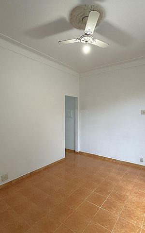 Apartamento para alugar com 66m², 2 quartos e 1 vagaSala