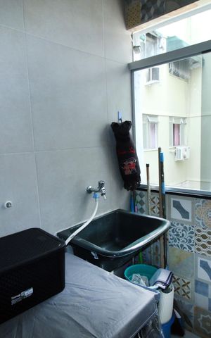 Apartamento à venda com 75m², 2 quartos e 1 vagaÁrea de Serviço