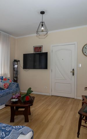 Apartamento à venda com 121m², 3 quartos e 2 vagas Apartamento à venda com 121m², 3 quartos e 2 vagasSala