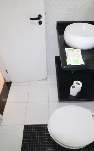 Apartamento para alugar com 50m², 2 quartos e 1 vagaBanheiro
