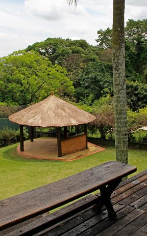 Casa de condomínio para alugar com 300m², 3 quartos e 2 vagasÁrea externa