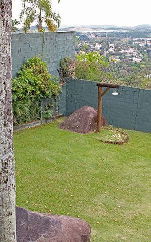 Casa de condomínio para alugar com 300m², 3 quartos e 2 vagasVaranda