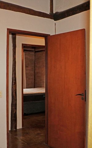 Casa de condomínio para alugar com 300m², 3 quartos e 2 vagasSuíte 2