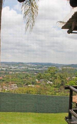 Casa de condomínio para alugar com 300m², 3 quartos e 2 vagasQuarto 1 Vista