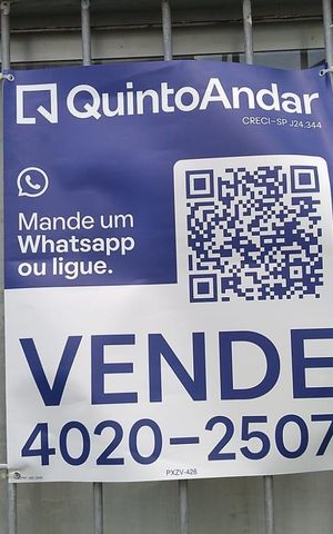 Apartamento à venda com 45m², 2 quartos e 1 vaga Apartamento à venda com 45m², 2 quartos e 1 vagaFachada