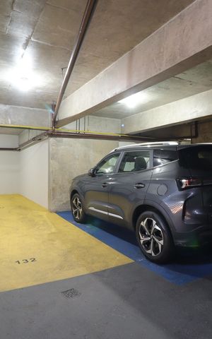 Apartamento à venda com 99m², 2 quartos e 2 vagasÁrea de Serviço - Vaga 2