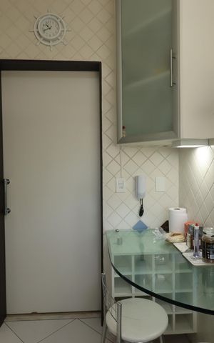 Apartamento à venda com 99m², 2 quartos e 2 vagasCozinha