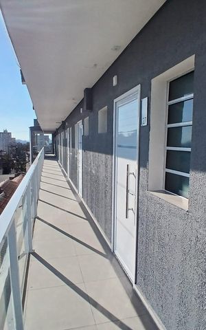 Apartamento para alugar com 45m², 2 quartos e sem vaga Apartamento para alugar com 45m², 2 quartos e sem vagaVaranda