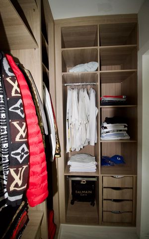 Casa de condomínio para alugar com 150m², 3 quartos e 3 vagas Casa de condomínio para alugar com 150m², 3 quartos e 3 vagasSuíte Master - Closet