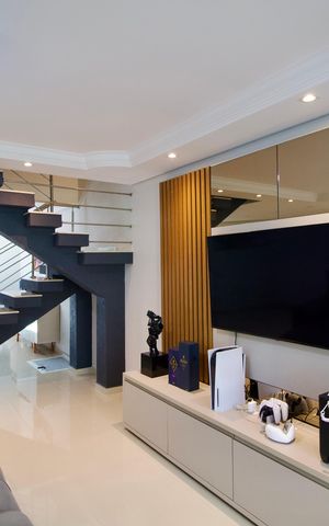 Casa de condomínio para alugar com 150m², 3 quartos e 3 vagas Casa de condomínio para alugar com 150m², 3 quartos e 3 vagasSala