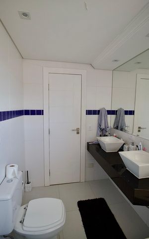Casa de condomínio para alugar com 150m², 3 quartos e 3 vagas Casa de condomínio para alugar com 150m², 3 quartos e 3 vagasSuíte Master - Banheiro