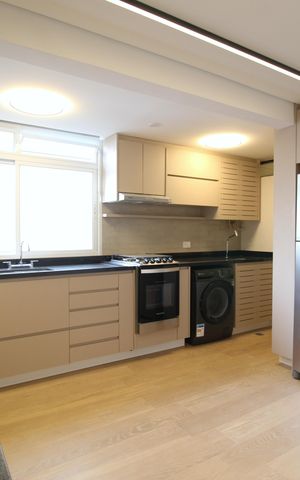 Apartamento para alugar com 70m², 2 quartos e 1 vagaCozinha e Área de Serviço