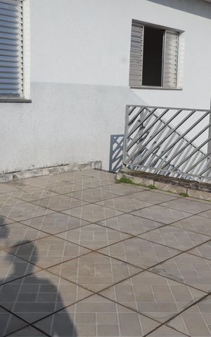 Casa para alugar com 250m², 2 quartos e 2 vagasVaranda