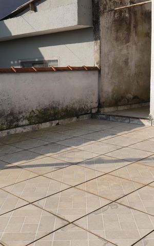 Casa para alugar com 250m², 2 quartos e 2 vagasVaranda