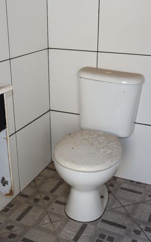 Casa para alugar com 250m², 2 quartos e 2 vagasBanheiro de serviço