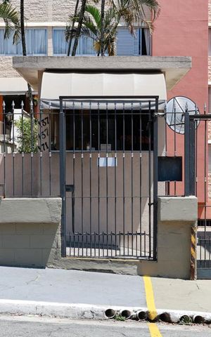 Apartamento para alugar com 52m², 2 quartos e 1 vaga Apartamento para alugar com 52m², 2 quartos e 1 vagaFachada