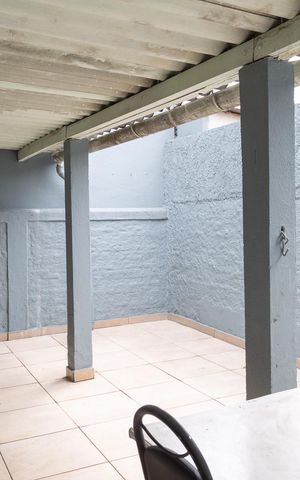 Casa para alugar com 50m², 2 quartos e 3 vagasQuintal e Área de Serviço