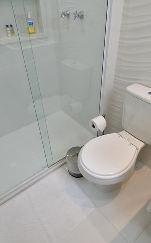 Apartamento à venda com 108m², 2 quartos e 2 vagasBanheiro Suíte