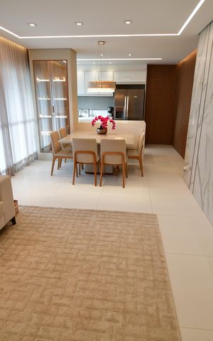 Apartamento à venda com 108m², 2 quartos e 2 vagasSala