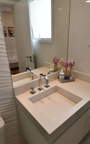 Apartamento à venda com 108m², 2 quartos e 2 vagasBanheiro Suíte