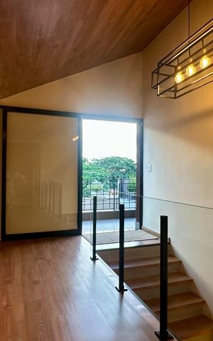 Casa à venda com 377m², 4 quartos e 4 vagas Casa à venda com 377m², 4 quartos e 4 vagashall