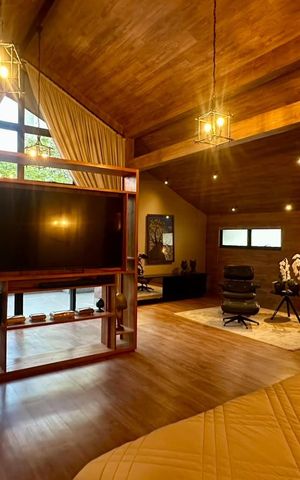 Casa à venda com 377m², 4 quartos e 4 vagas Casa à venda com 377m², 4 quartos e 4 vagasquarto 1