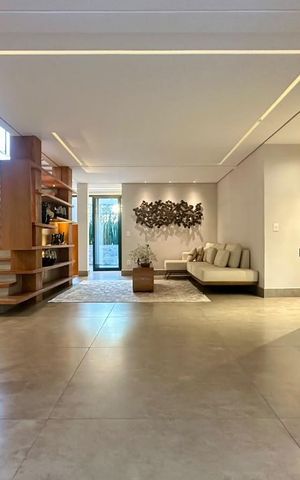 Casa à venda com 377m², 4 quartos e 4 vagas Casa à venda com 377m², 4 quartos e 4 vagassala