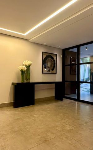 Casa à venda com 377m², 4 quartos e 4 vagas Casa à venda com 377m², 4 quartos e 4 vagassala 2
