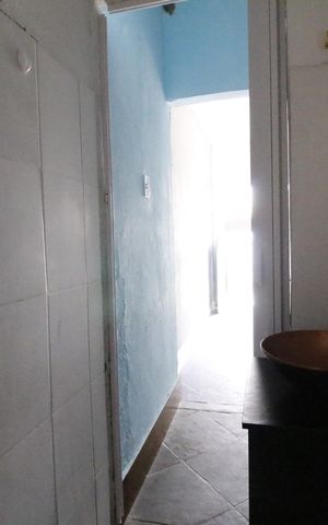 Casa à venda com 50m², 1 quarto e sem vagaBanheiro