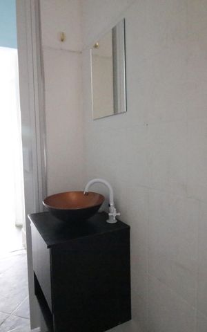 Casa à venda com 50m², 1 quarto e sem vagaBanheiro