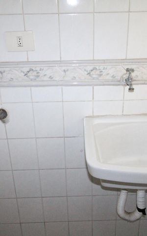 Apartamento para alugar com 76m², 3 quartos e 1 vagaÁrea de Serviço