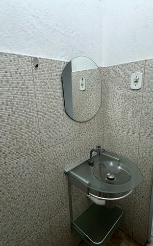 Casa para alugar com 40m², 1 quarto e sem vagaBanheiro