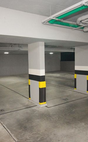 Apartamento à venda com 80m², 2 quartos e 1 vaga Apartamento à venda com 80m², 2 quartos e 1 vagaGaragem