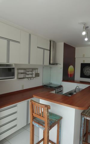 Apartamento para alugar com 90m², 2 quartos e 1 vagaCozinha e Área de Serviço