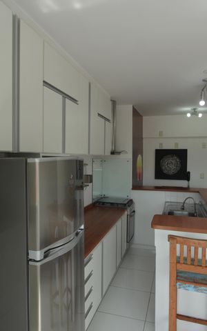 Apartamento para alugar com 90m², 2 quartos e 1 vagaCozinha e Área de Serviço