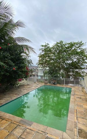 Apartamento à venda com 202m², 3 quartos e 2 vagas