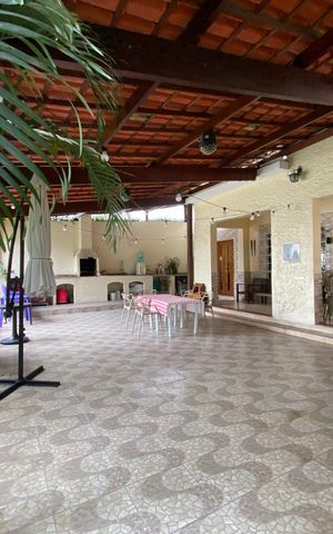 Apartamento à venda com 202m², 3 quartos e 2 vagas
