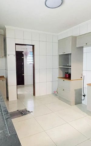 Casa para alugar com 180m², 3 quartos e 2 vagas Casa para alugar com 180m², 3 quartos e 2 vagasCozinha