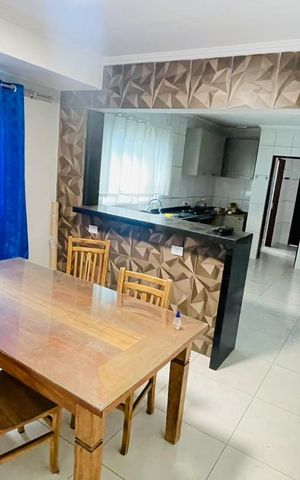 Casa para alugar com 180m², 3 quartos e 2 vagas Casa para alugar com 180m², 3 quartos e 2 vagasSala de Jantar