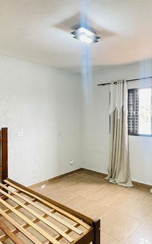 Casa para alugar com 180m², 3 quartos e 2 vagas Casa para alugar com 180m², 3 quartos e 2 vagasQuarto