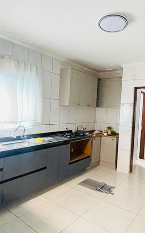 Casa para alugar com 180m², 3 quartos e 2 vagas Casa para alugar com 180m², 3 quartos e 2 vagasCozinha