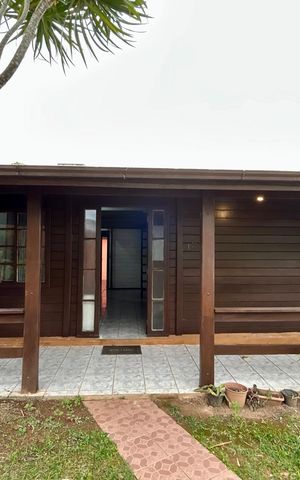 Casa para alugar com 100m², 3 quartos e 4 vagasVaranda