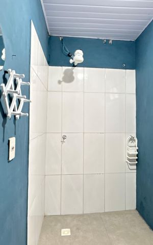 Casa para alugar com 100m², 3 quartos e 4 vagasBanheiro da área de serviço 