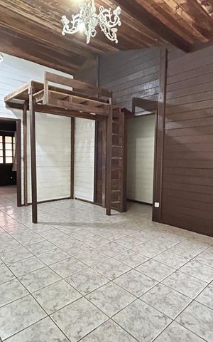Casa para alugar com 100m², 3 quartos e 4 vagasSala 